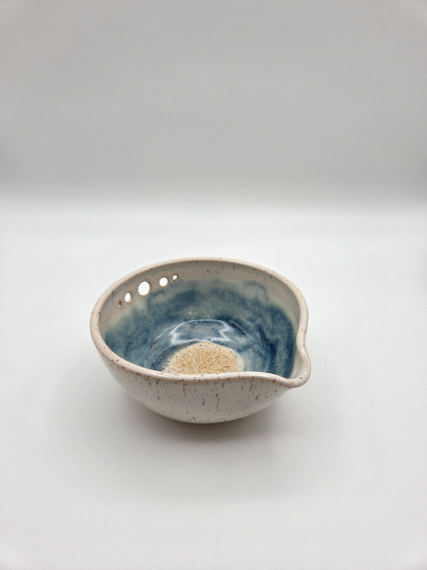 Stormy Days Herb Stripper Dressing Bowl